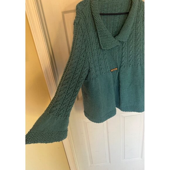 Handmade Blue Cable Knit Bell Sleeve Cardigan Sweater Size Medium - Picture 4 of 10